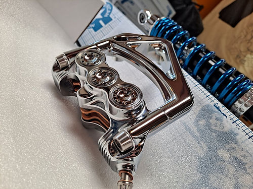 American suspension - Stoppie King™ Monoblock Radial Caliper Left Side for 18" Rotor - Chrome Finish