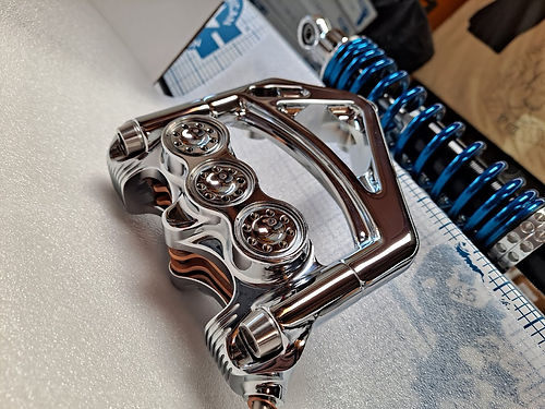 American suspension - Stoppie King™ Monoblock Radial Caliper Left Side for 18" Rotor - Chrome Finish