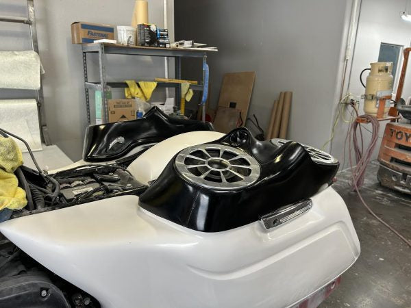 DIRTYBIRD CONCEPTS - Harley Street Glide Road Glide Road King Loud Double Double 8″ Speaker Lids 2014 To 2023 | DBC351