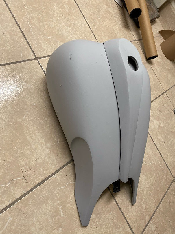 CYLENT CYCLES - GAS TANK - Fast Back Tank & Dash