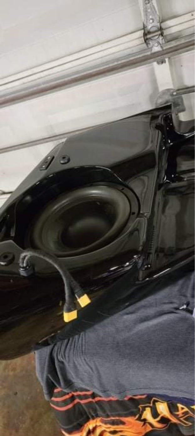 Nagys Customs KB 98-present Harley Subwoofer Adapter