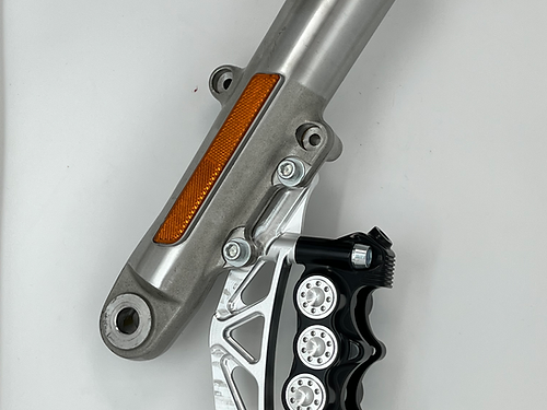 American suspension - B-62ARS Adapter to fit Radial to Stock legs