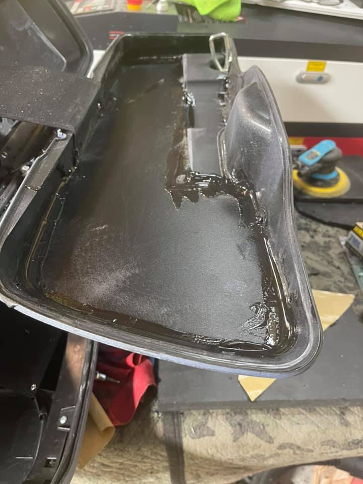 Nagys Custom's 13 and down Harley Dual, Single 8" Bag Seals