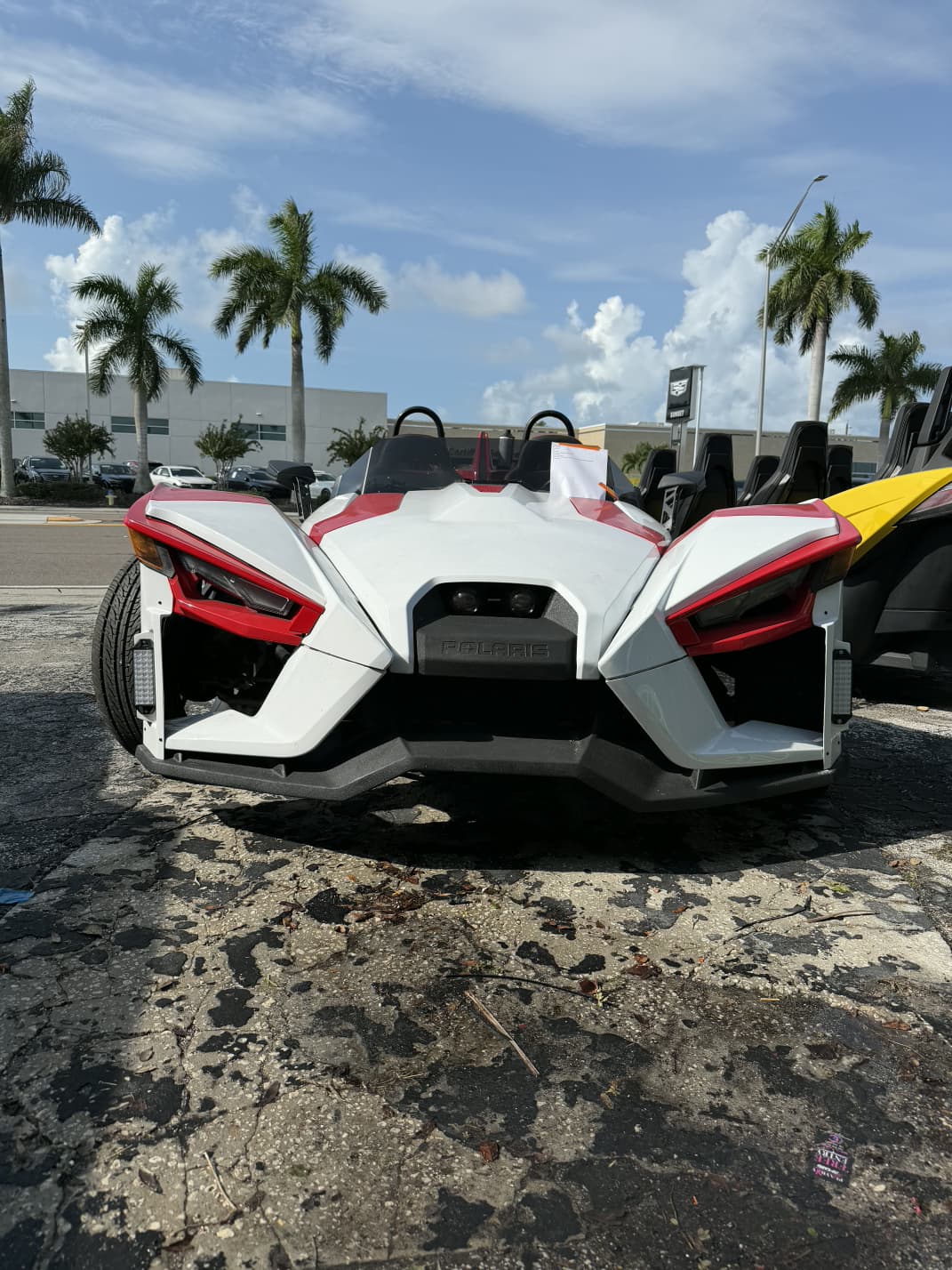 Slingshot Front Side Fillers with Fog Lights